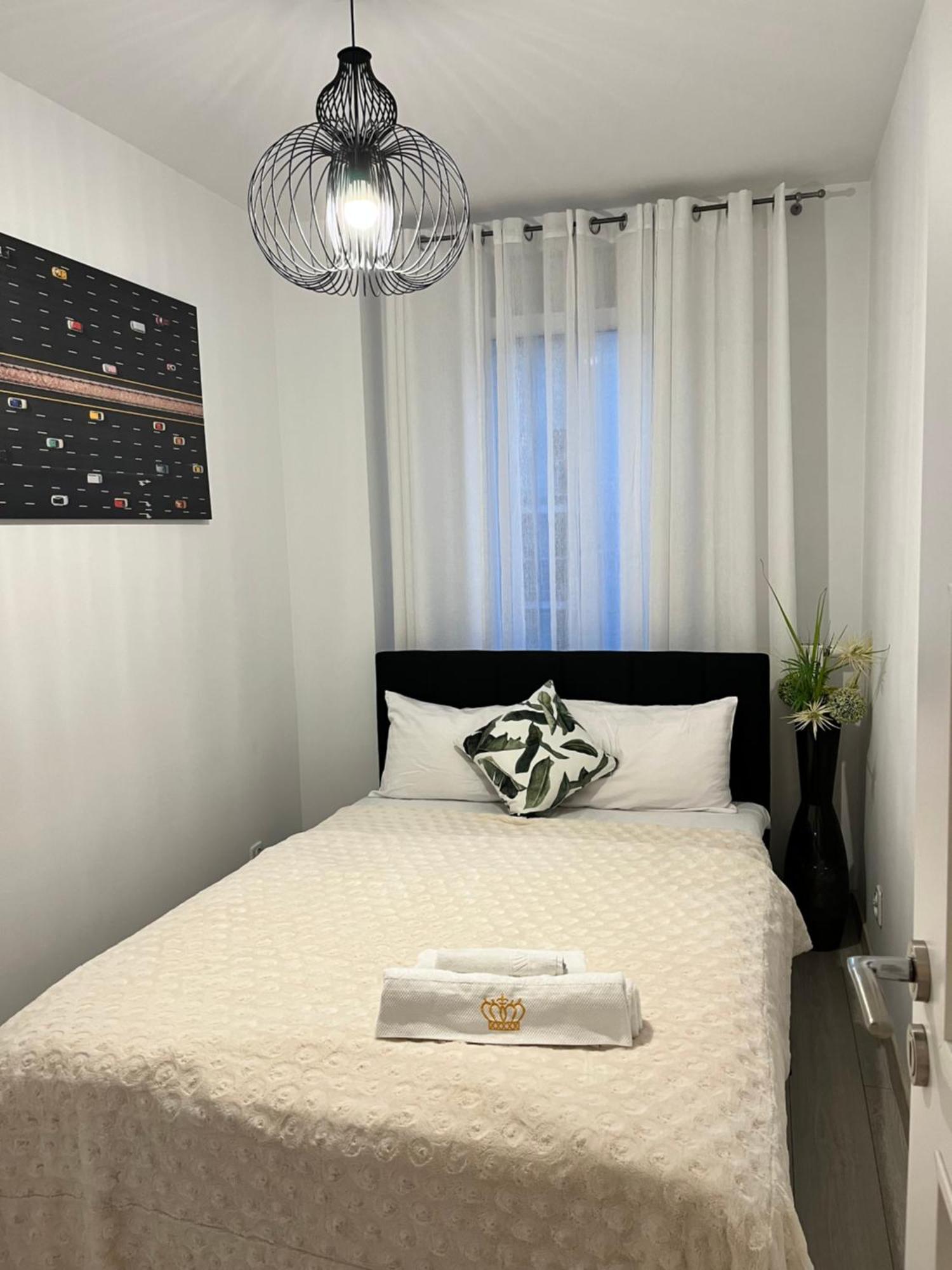 Family House By The River Odra -Panoramic Terrace - 3Room Apartment With 2 Separate Bedrooms And 2 Balconies By Wroapart-Pl- Perfect For Family & Business Stays Wroclaw Luaran gambar